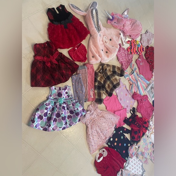 ⚡️2/$30 Huge Girls 6-24Month Bundle - Picture 8 of 9
